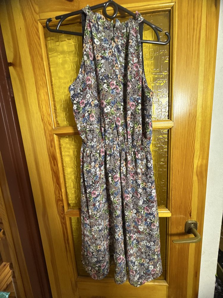 Przepiekna sukienka H&M 36 jak nowa