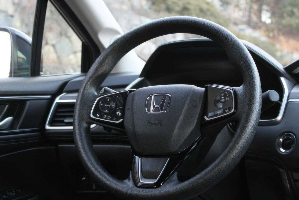 Honda Clarity Hybrid Plug-In      2018