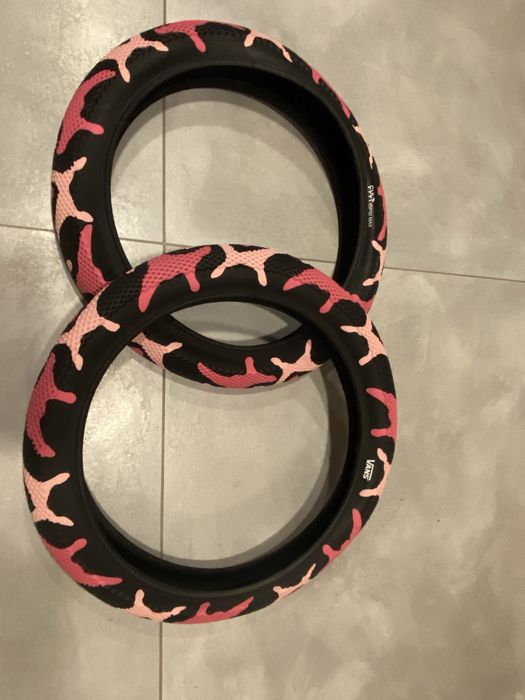 Cult Opona X Vans Pink Camo 20