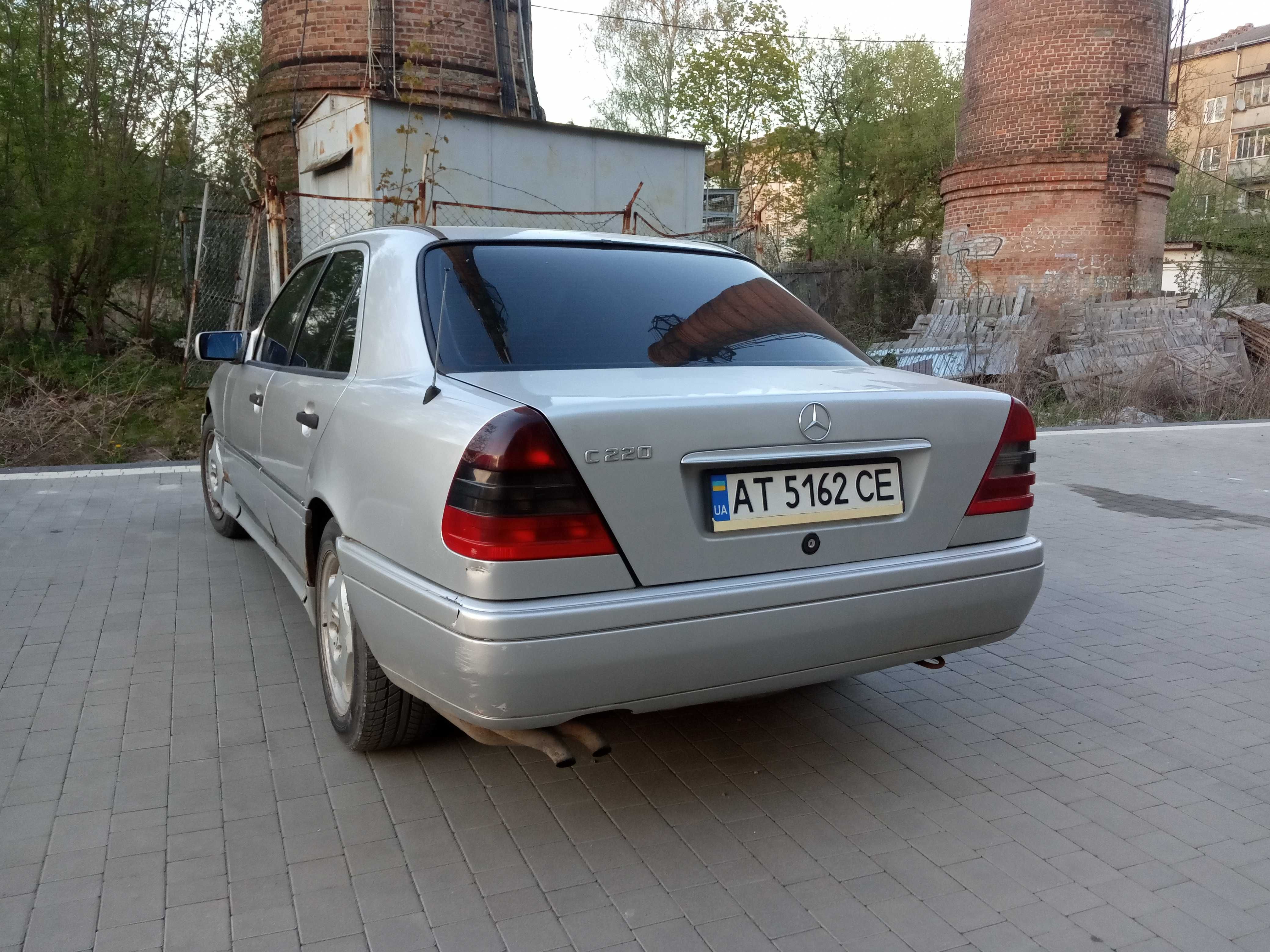 Mercedes Benz  C class sport 220