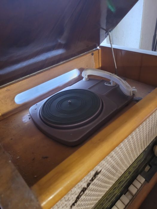 Радіола програвач Комета