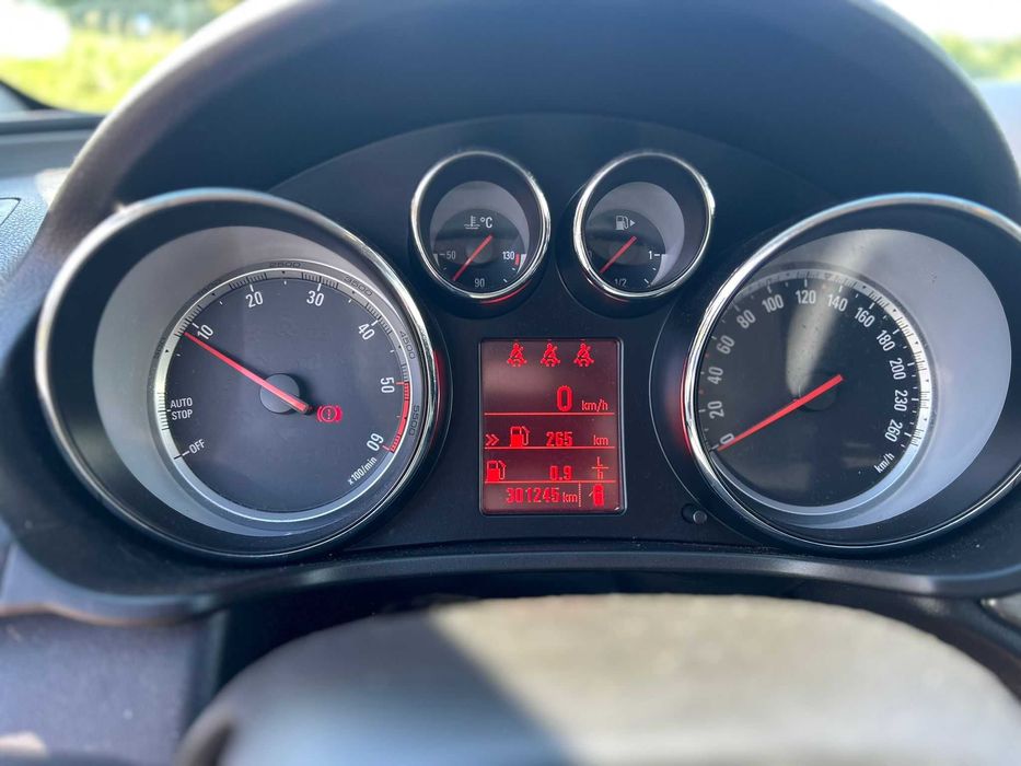 Opel Insignia  2.0cdti