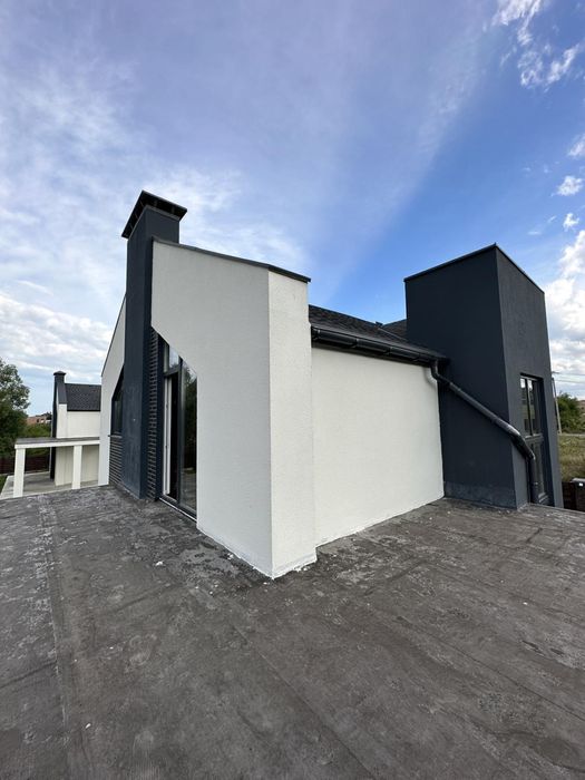 Стильний котедж на березі озера, 5 хв. від Бучанського парку