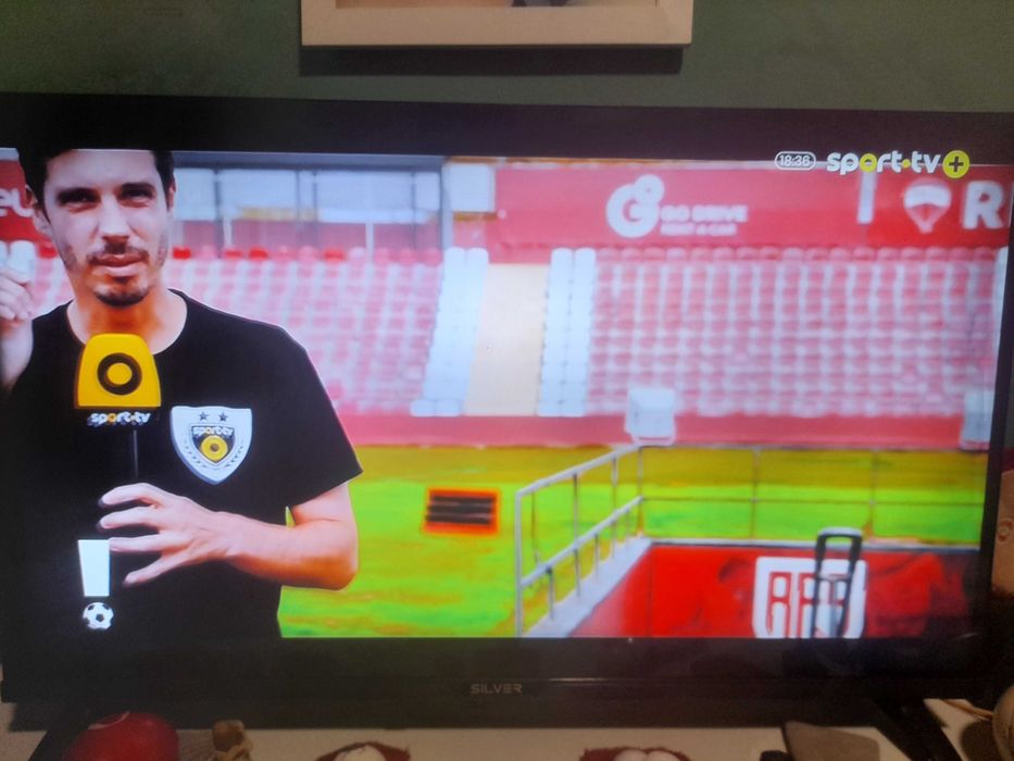 Tv led silver 32 polegadas