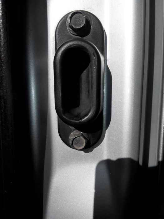 Направляющия  боковой двери втулка білкових дверей  Mercedes Мерседес