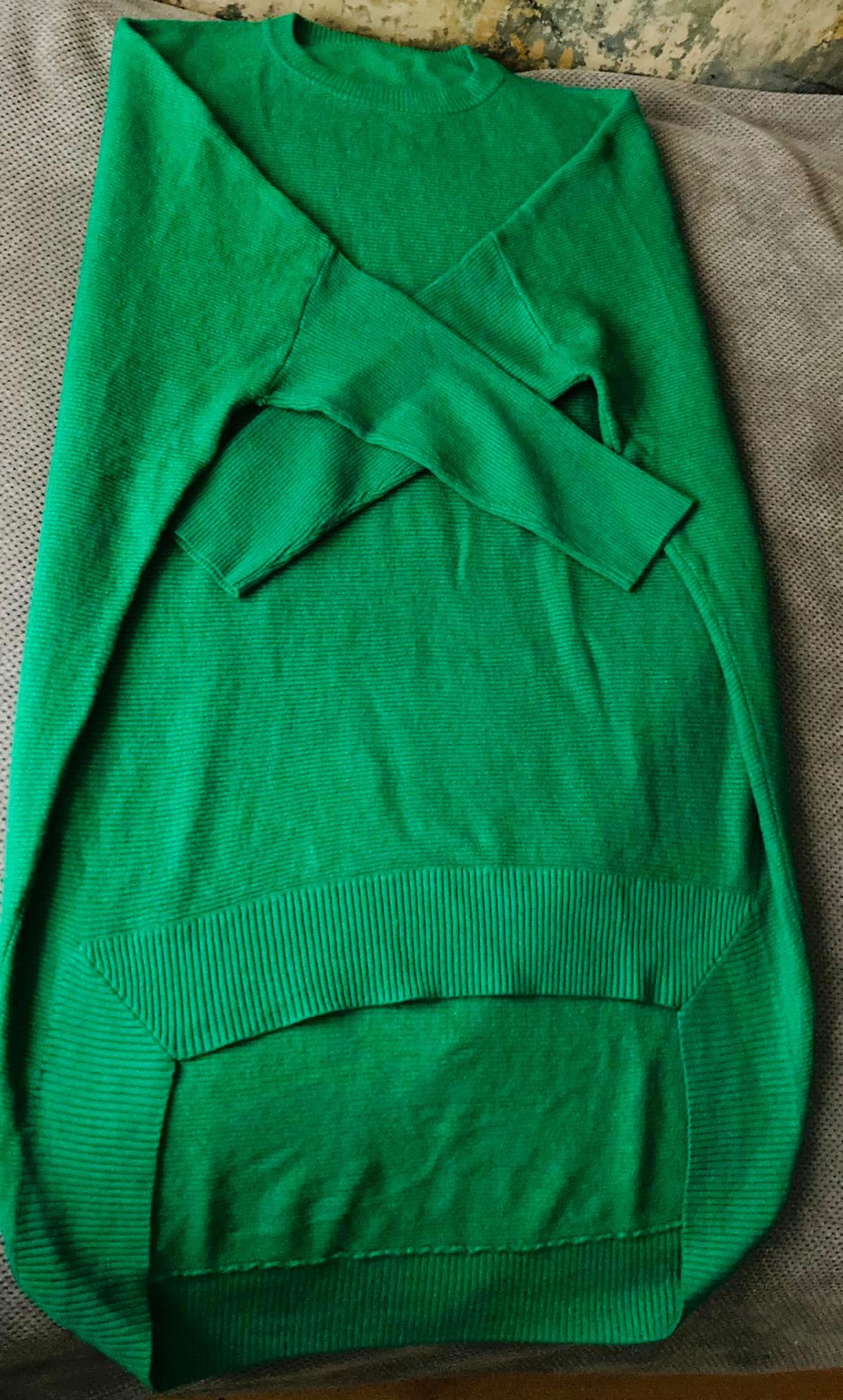 OKAZJA sprzedam nową sukienkę (tunikę) sweterkową  kolor zieleń trawy