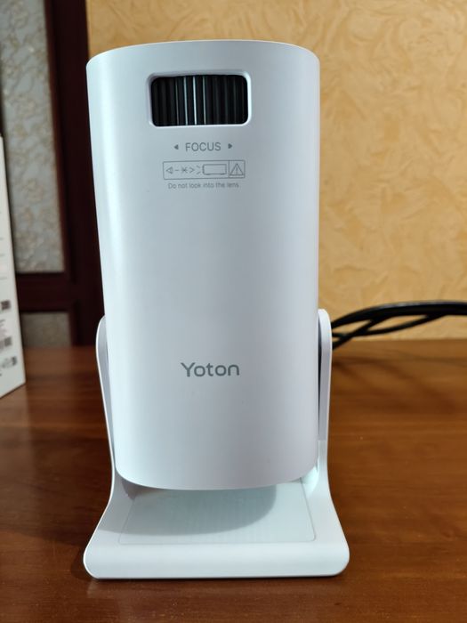 Проектор Yoton Y4 White