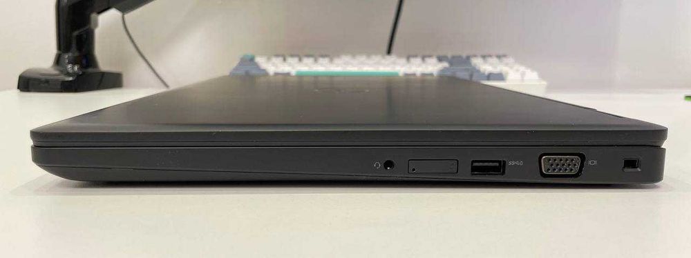 Ноутбук Dell Latitude 5590 15'6 i5-8250U/16 gb ram/ 256ssd