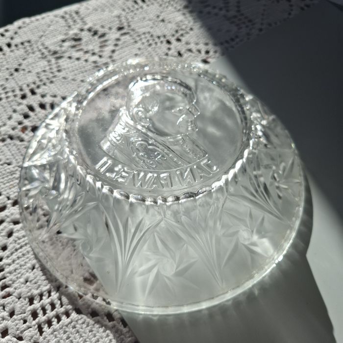 Talerz kryształowy z motywem Papierza