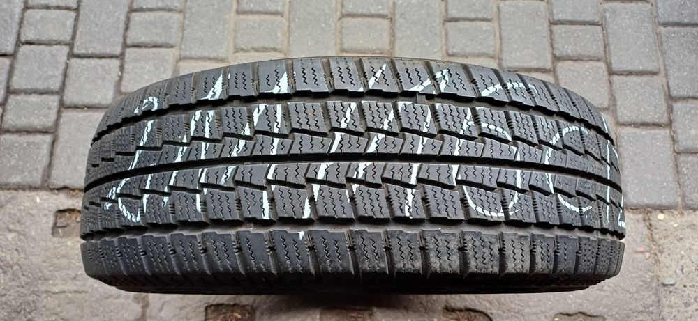 HANKOOK 215/65R16C , pojedyńcza opona zimowa wzmacniana.