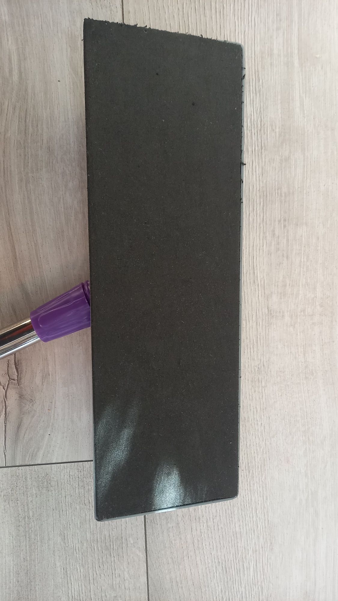 Mop teleskopowy z zatrzaskami