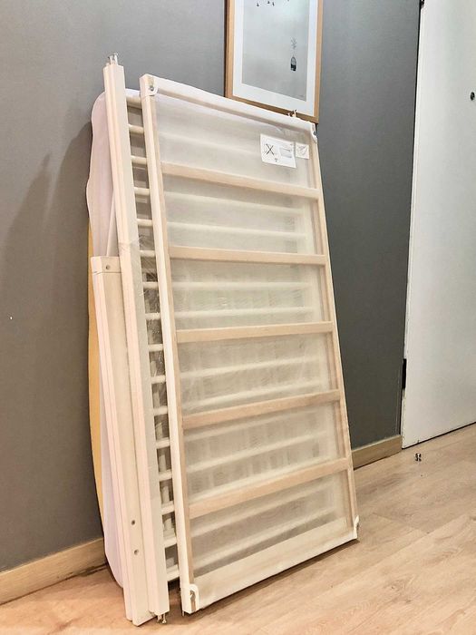 Berço com Altura do Estrado Ajustável + Colchão (Campo de Ourique)