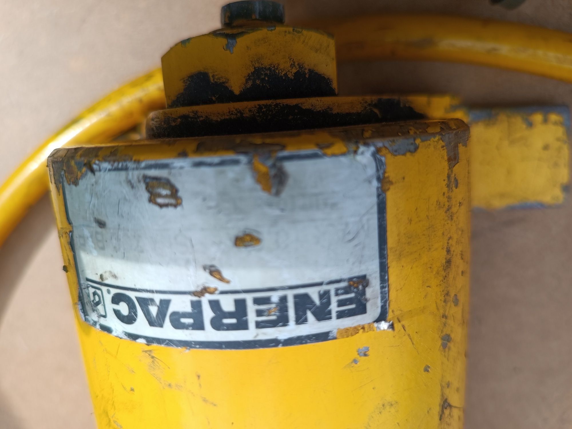 Pompa manualna hydrauliczna Typ-P80 o ciśnieniu max 700bar enerpac