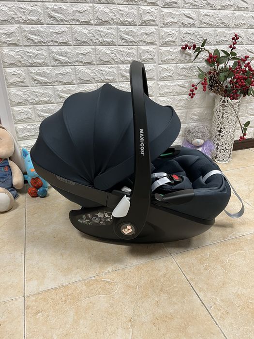 Автокрісло MAXI-COSI Pebble 360 PRO Група 0+ (0-13 кг) автолюлька
