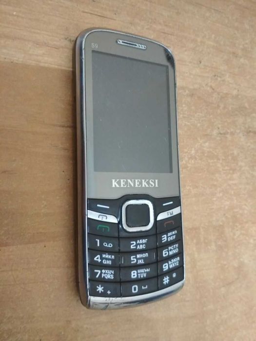 Телефон під ремонт Keneksi s9