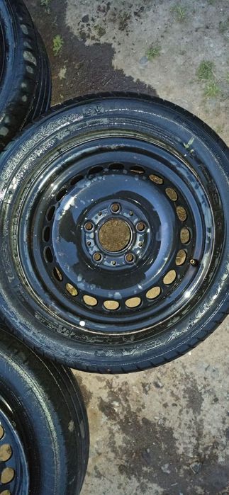 Продам R15 ,шини, покришки, титани,  скати , резина, колеса ,в хоро