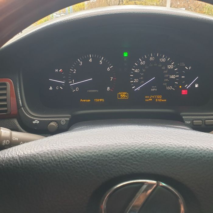 Lexus ls430 в гарній комплектації