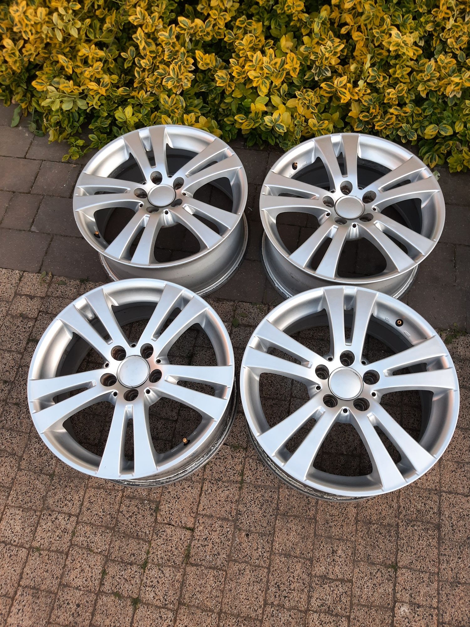 Felgi 17 Vw Mercedes 5x112 7,5J et48