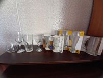 Стакани, мартінки, пивні бокали