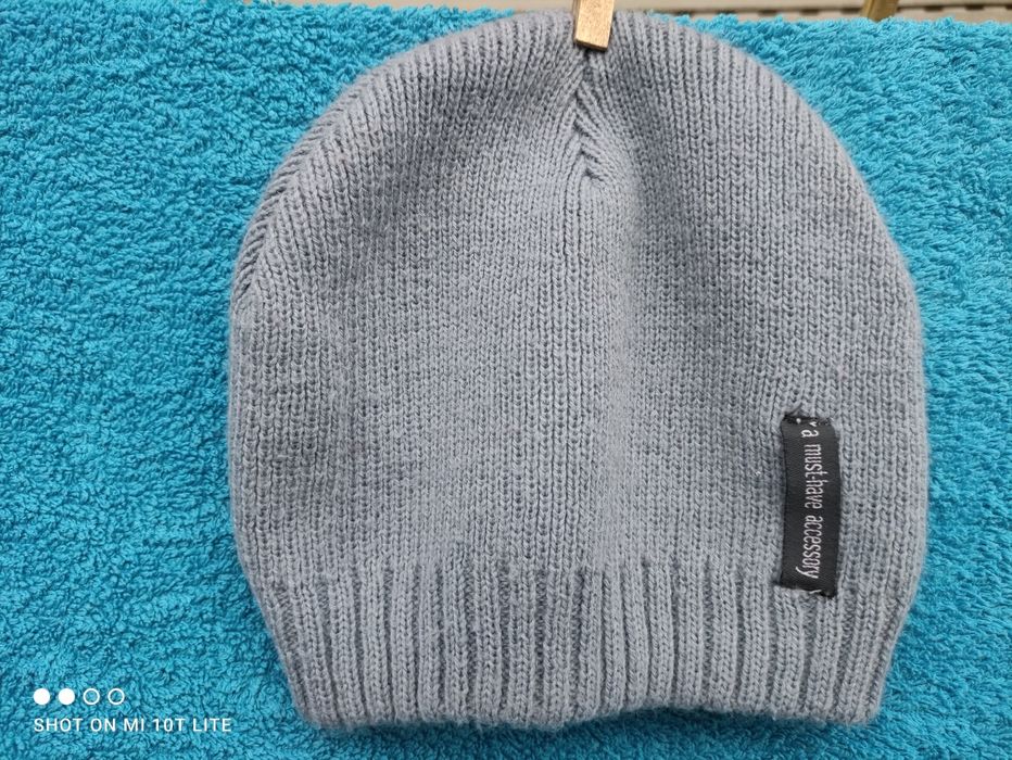 Gorro cinzento Tamanho 3/4 anos