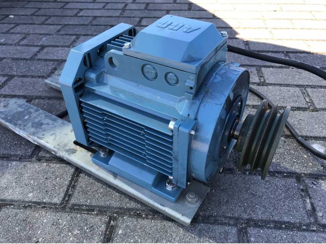 Silnik Elektryczny ABB M3AA100LC4 Jak Nowy