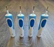 Szczoteczka elektryczna Oral-B Vitality 3709