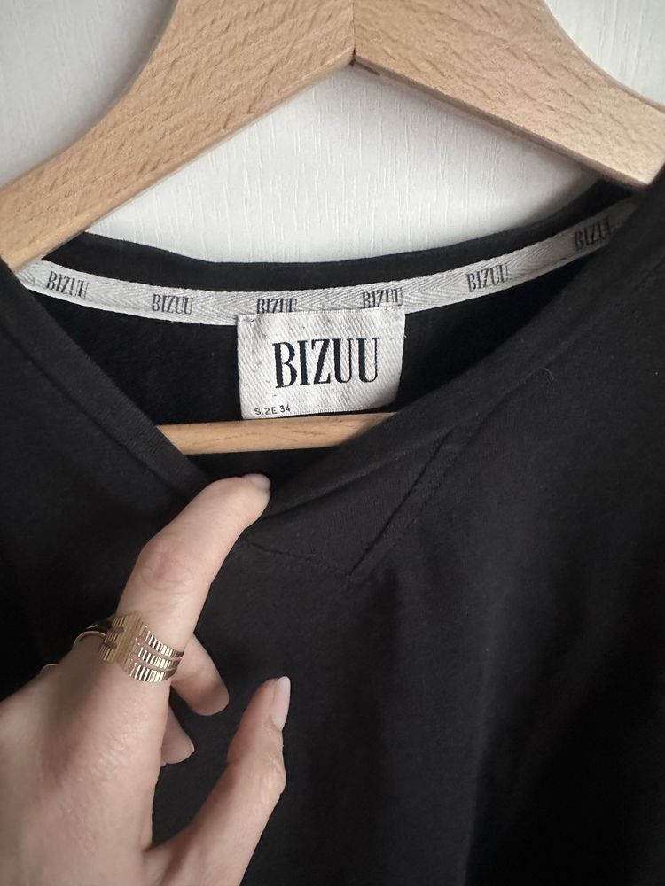 Bizuu bluza bufiaste rekawy xs 34 czarna