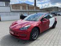 Tesla 3 2022 6 тис км
