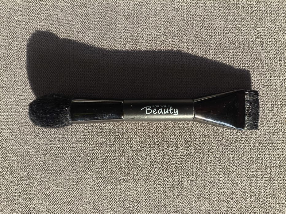 Pędzel do konturowania