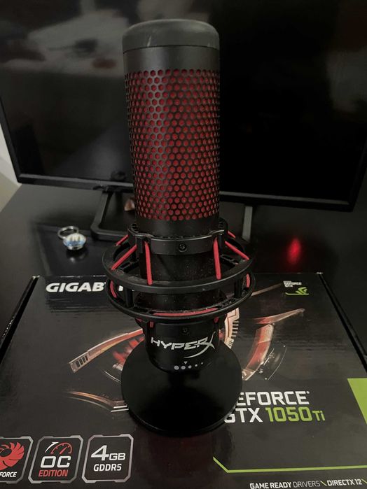 MICROFONE HyperX QuadCast