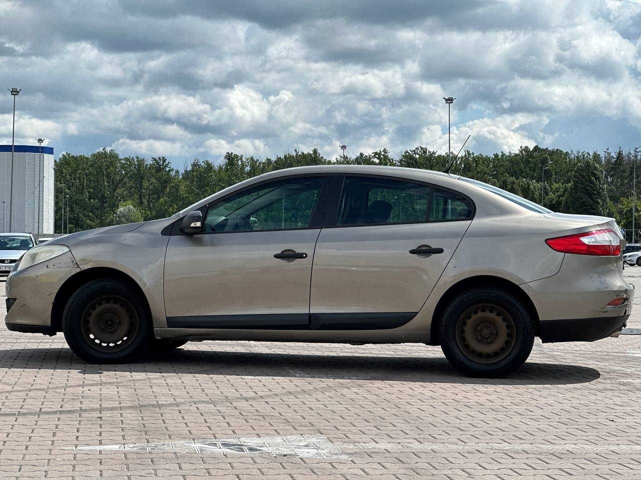 Renault Fluence 2011 | 1.6 Газ/Бензин | Перший власник