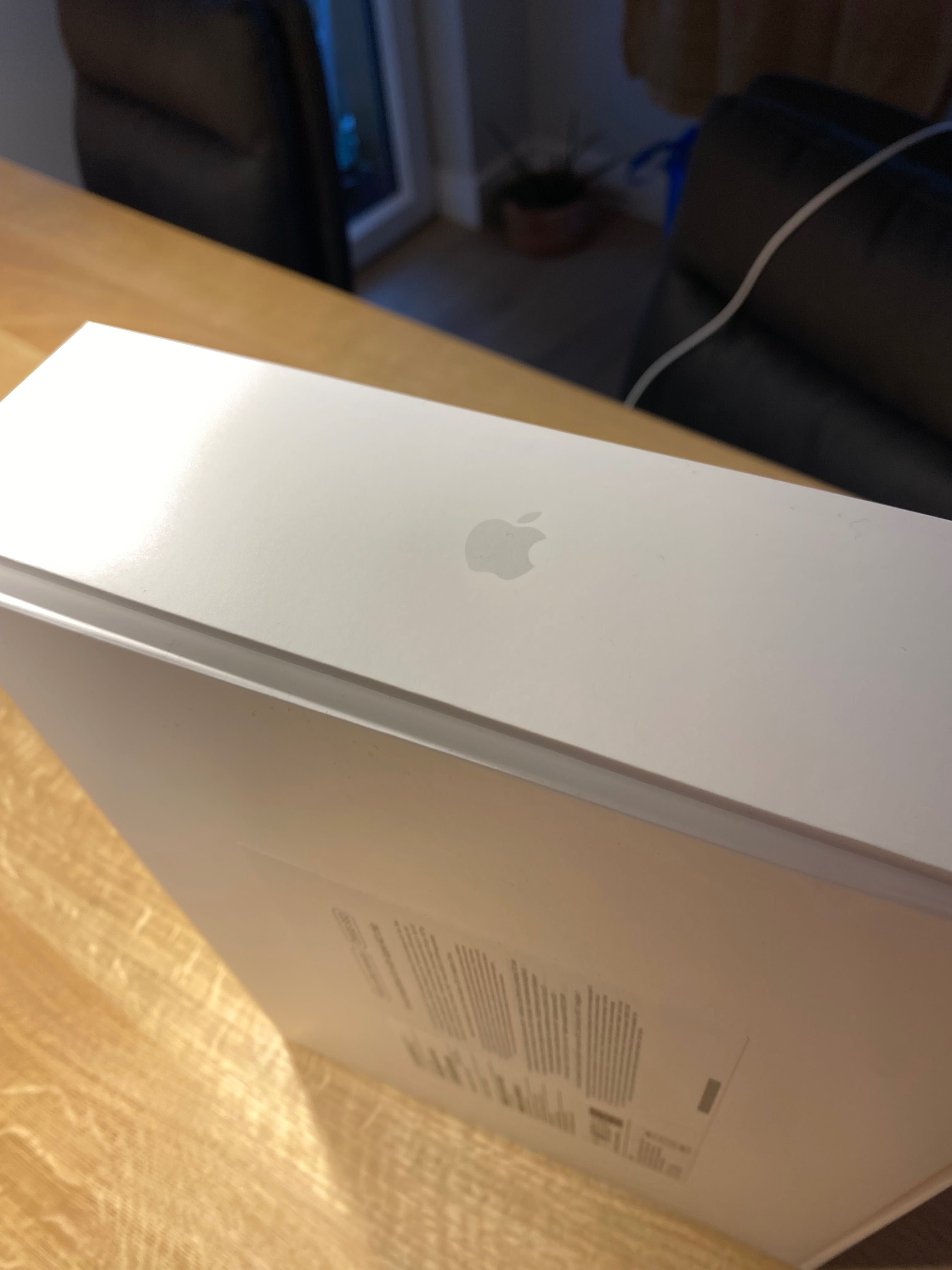 Karton pudełko MacBook Air 13 M2 13,6” srebrny