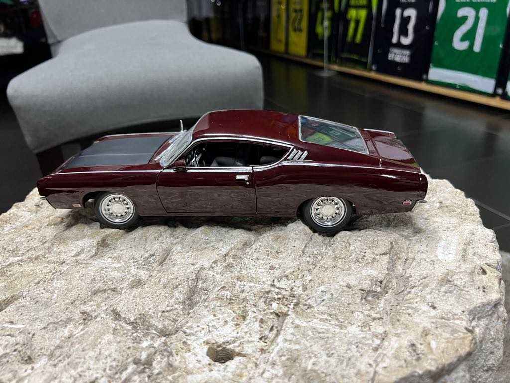 Carros de Coleção 1:18