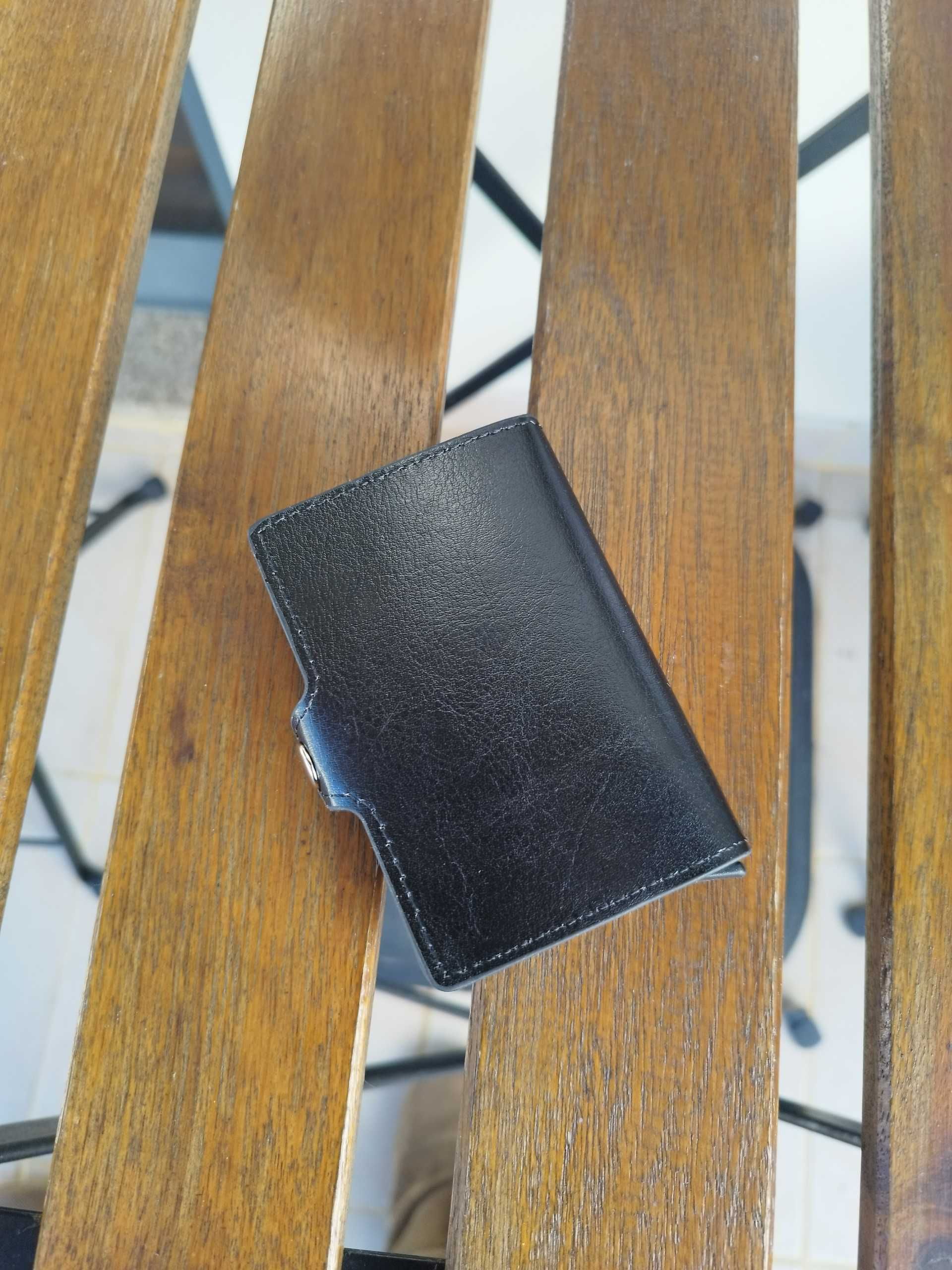 Carteira minimalista porta cartões proteção RFID