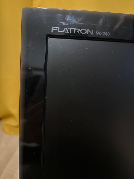 Monitor LG Flatron W2240