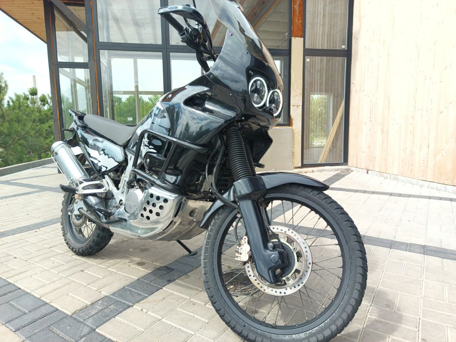 Honda XRV 750 Africa Twin RD07