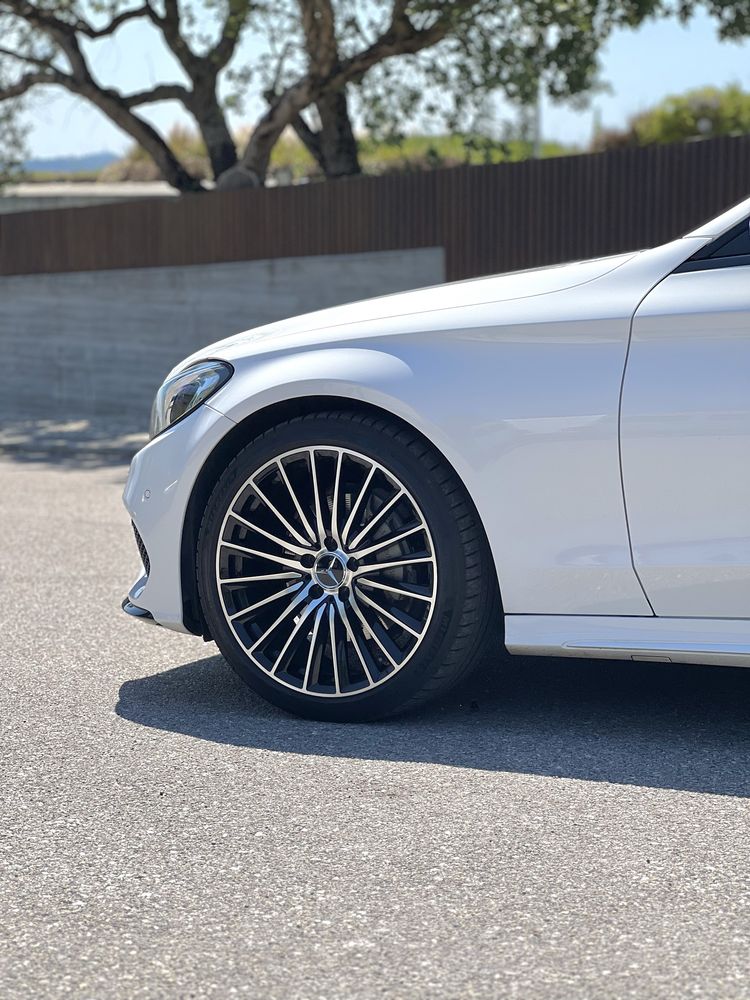 Mercedes-Benz C220 Coupe Nacional