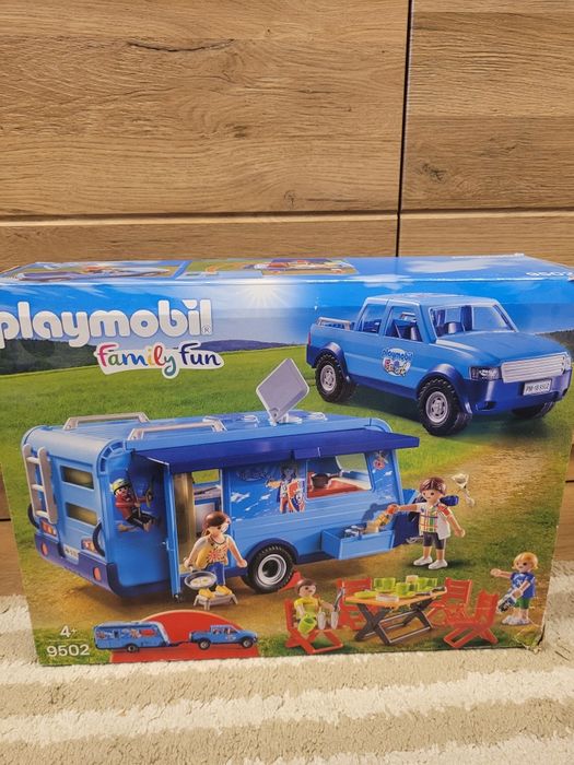 Playmobil 9502 auto z przyczepą