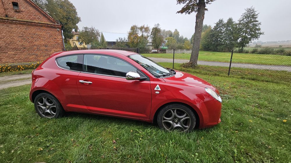 Alfa Romeo- Mito