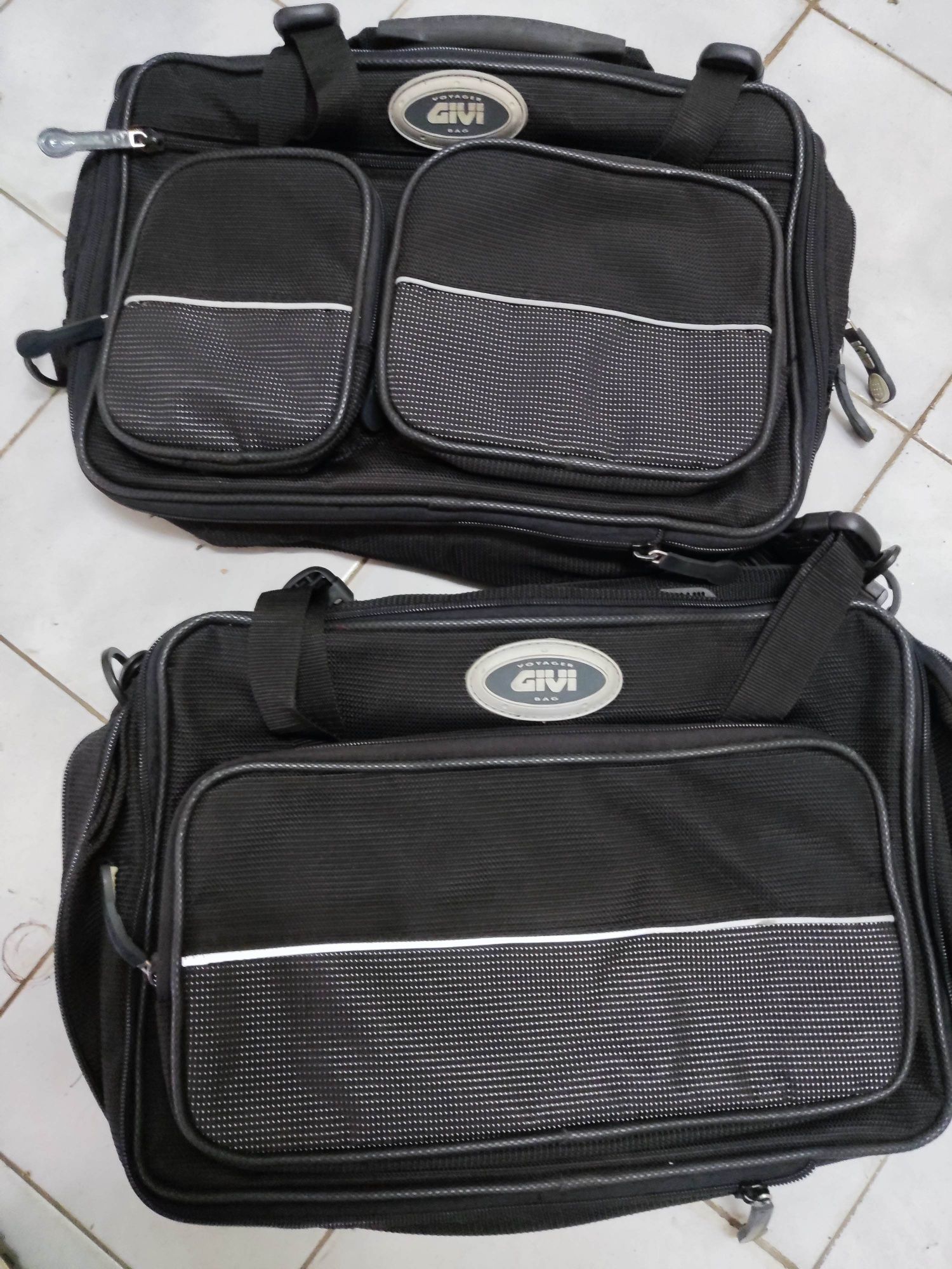 Alforges para moto Givi