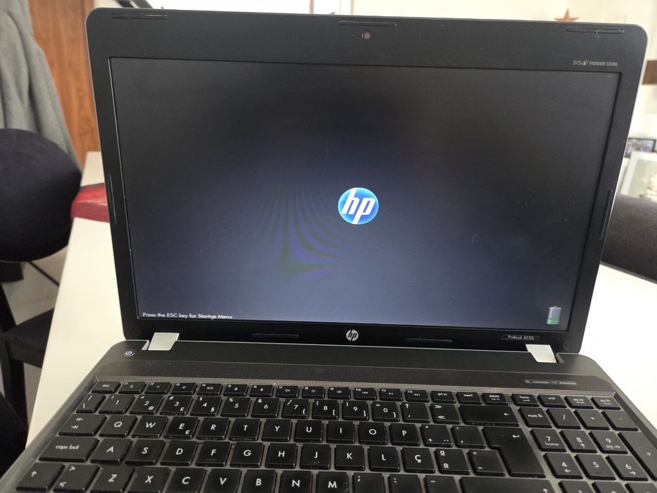 HP ProBook i3 gama profissional
