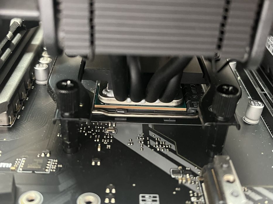 Bundle board msi b550 + processador 5600x