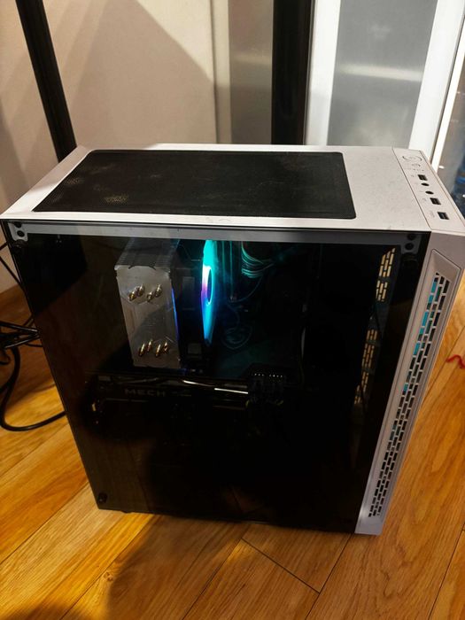 Mocny komputer – Xeon E5-2666 v3, RX 6700XT, 64 GB RAM, SSD NVMe 1 TB