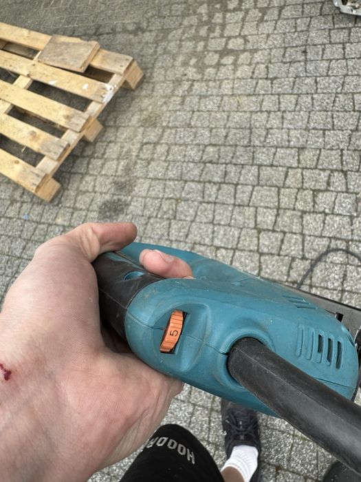 Wyrzynarka  makita 4350CT 6.9A 720W 110V
