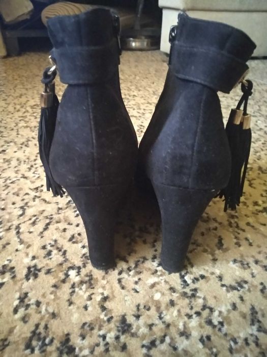 Ботильйони велюрові на танкетці (черевики на півчобітки) р.39