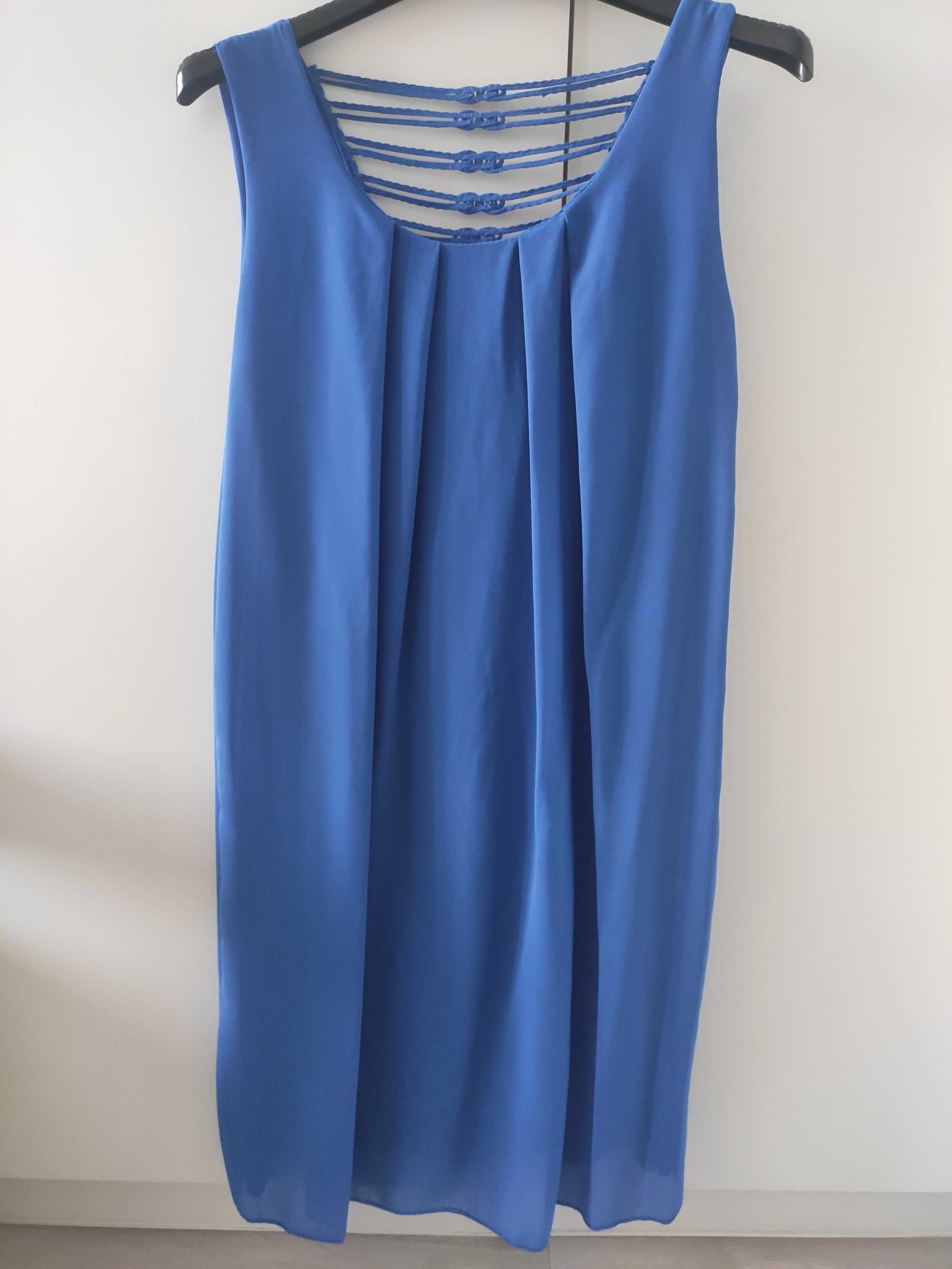 Niebieska sukienka z pięknymymi plecami, rozmiar M!