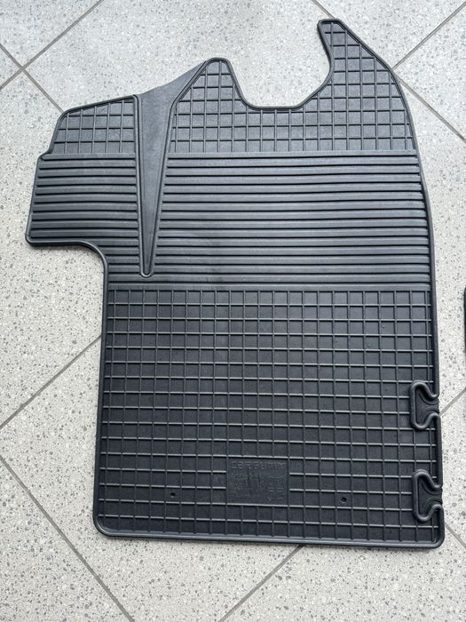 Продам новые Коврики в салон Renault Master 3 (2)10-;Opel Movano 2 (B)