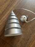 Lampa pojedynczas srebna wisząca