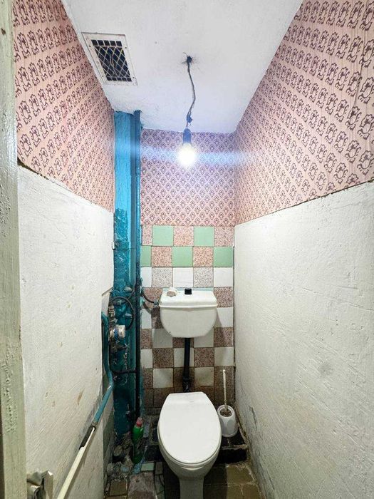 Продаж просторої 4 кім. квартири в Мукачево, мік-н Росвигово!