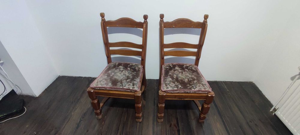 Krzesła krzesło dębowe 6 sztuk w dobrym stanie pomorskie